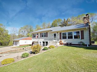 515 Chestnut St N, Belle Plaine, MN 56011