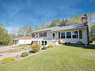 515 Chestnut St N, Belle Plaine, MN, 56011