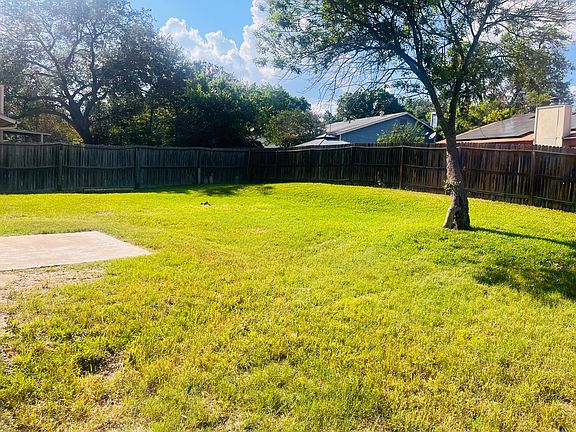 2nd image of 14247 Swallow Dr