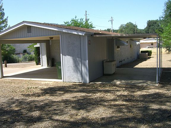 2nd image of 3426 Clarkson St