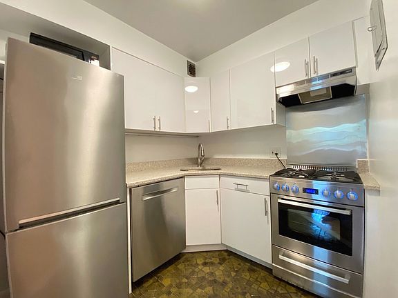 5th image of 52 W 87th St #A3a