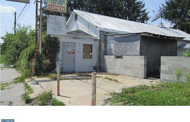 2nd image of 487 Hartly Rd