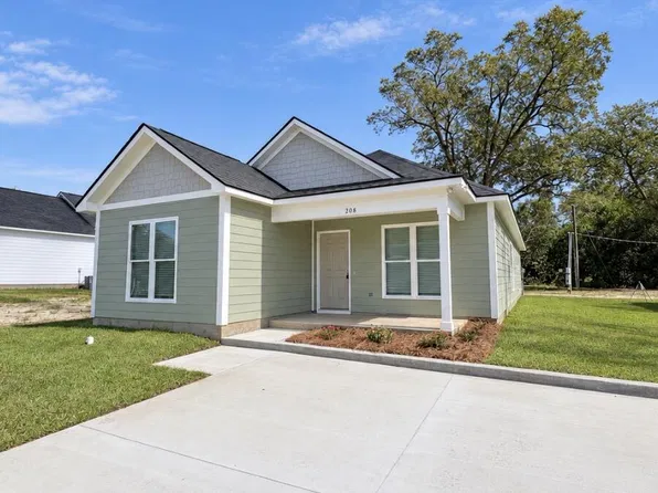 206 N Livingston St, Sylvester, GA 31791