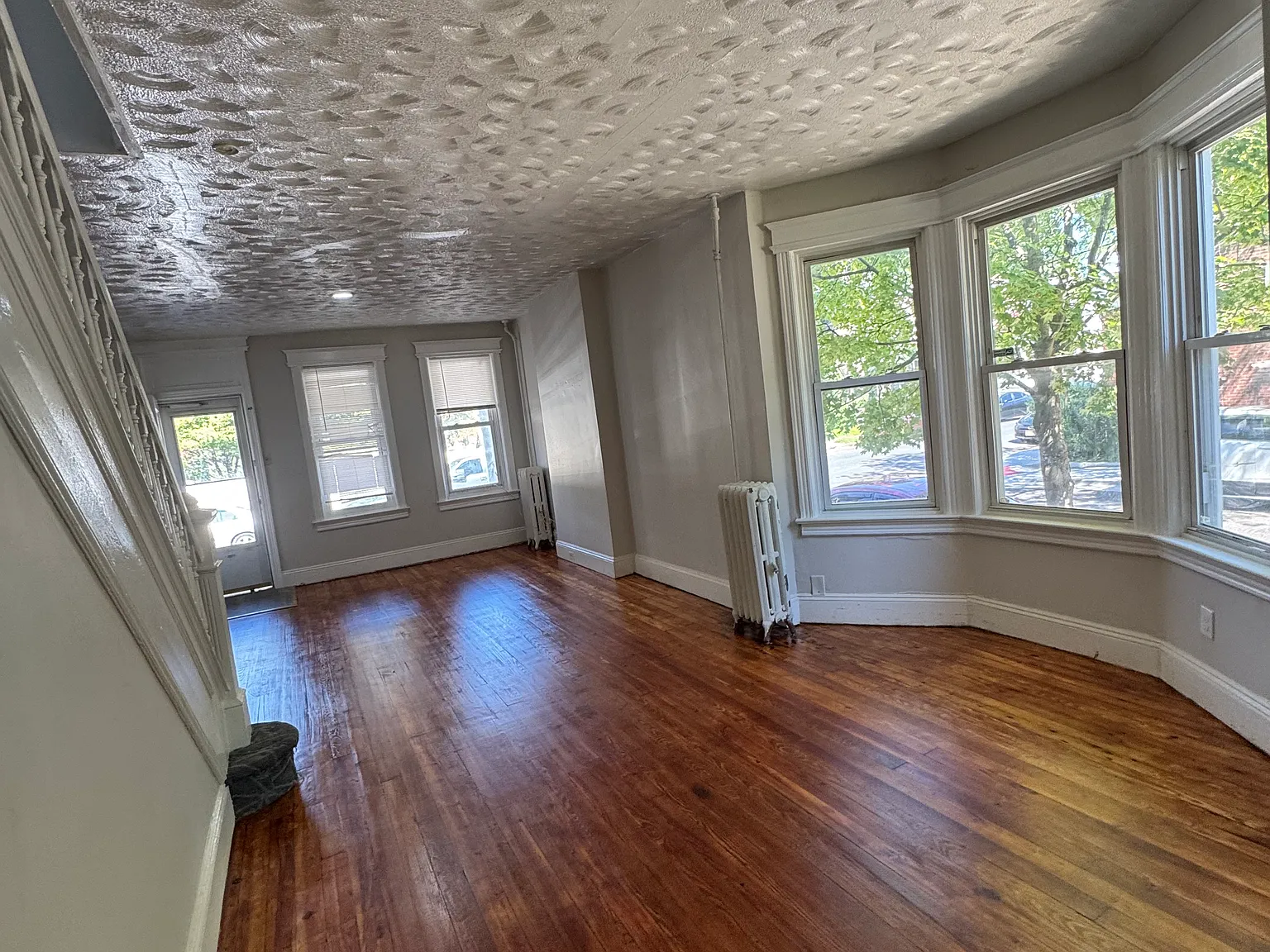 3 bed, 1566 sqft, $2,350 — Photo 4