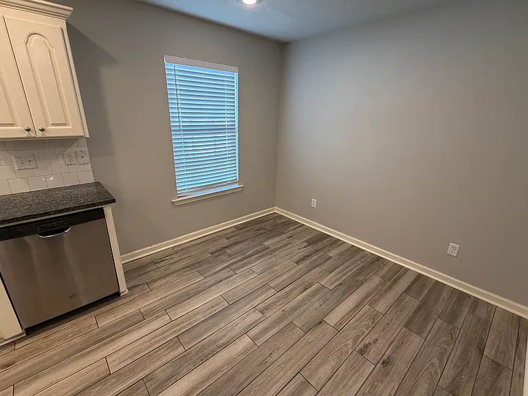 21 Weatherwood Dr — Photo 13