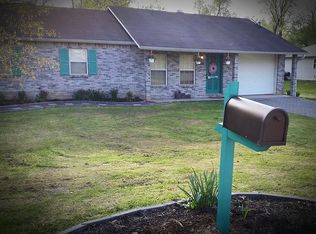 2619 E Avondale St, Poplar Bluff, MO 63901
