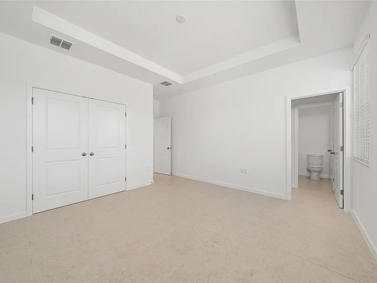 2420 Celebration Blvd — Photo 15