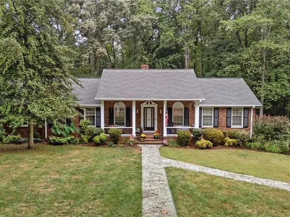 6777 Frieden Church Rd, Gibsonville, NC 27249