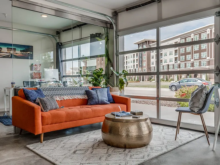 THRIVE Jenks - Leasing Office