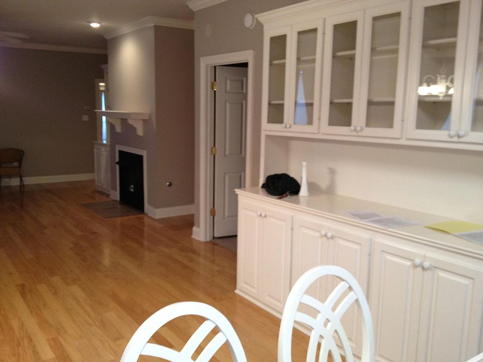 1st image of 5622 Arialo Dr