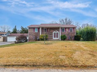 7404 Oxmoor Rd, Knoxville, TN 37931