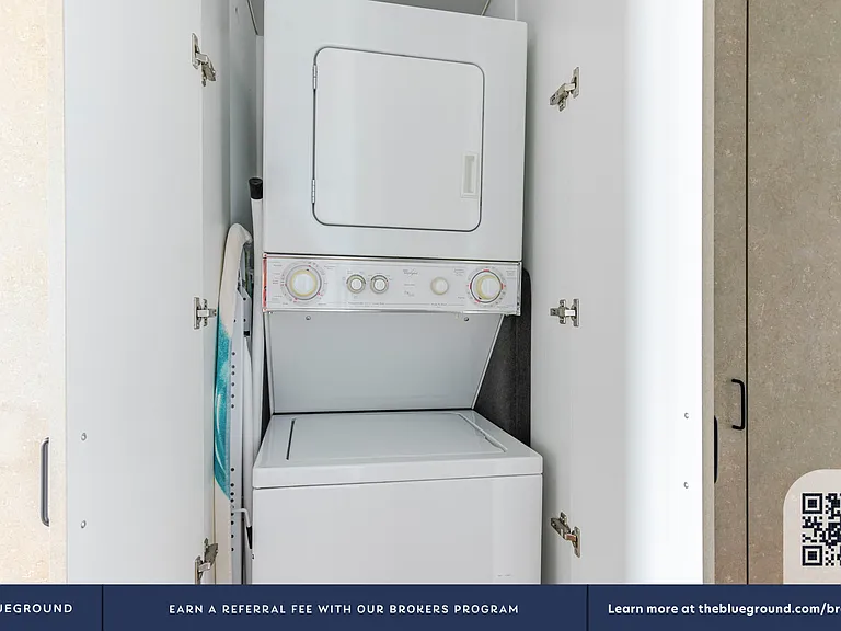 Washer/Dryer in Apartment