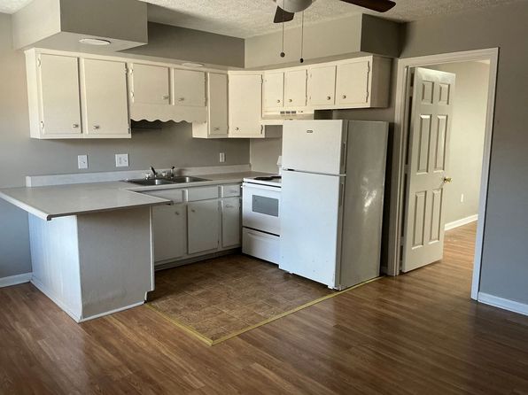 440 Country Lane Dr APT 57