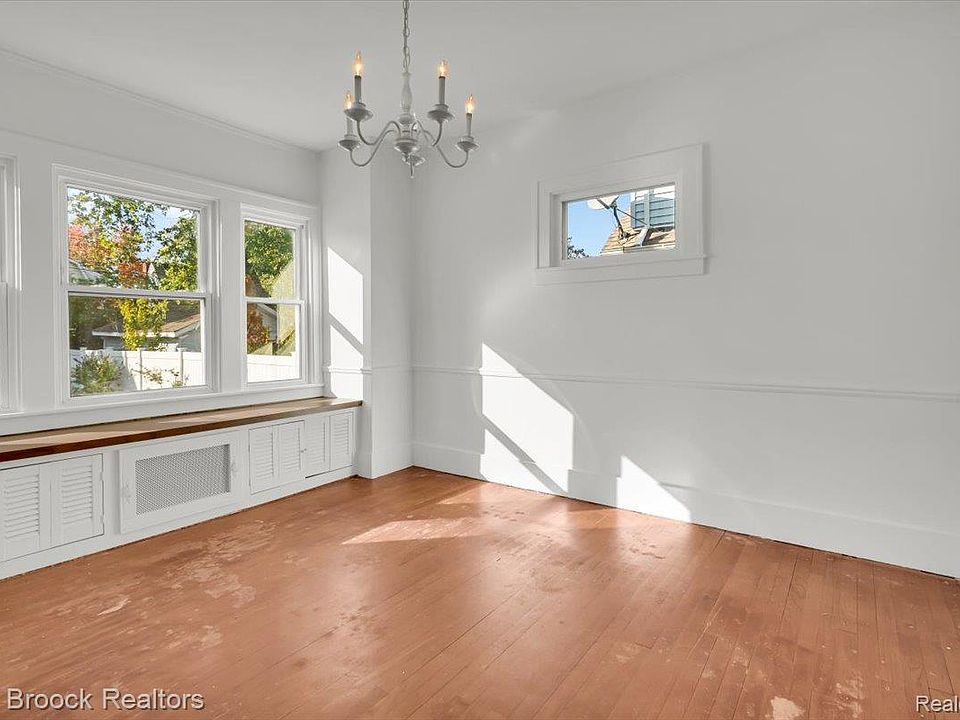 1218 Longfellow Ave, photo 7