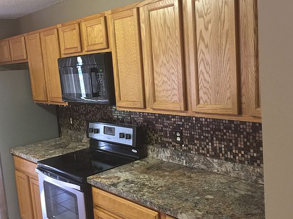 5th image of 1911 Vale Dr