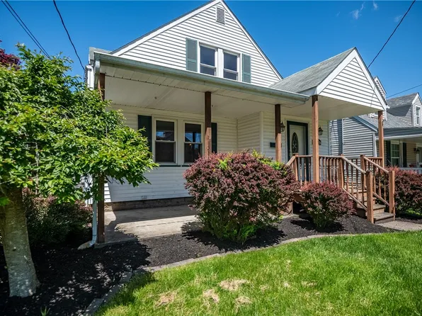 1708 W Ridge Ave, Sharpsville, PA 16150