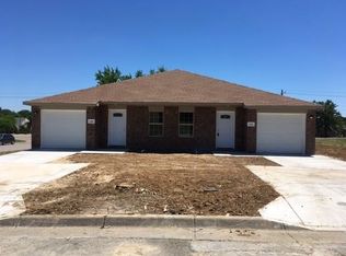 7327 S Colonial Dr, Fort Worth, TX 76140