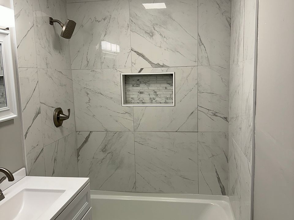 1st image of 70 Bedford Ave