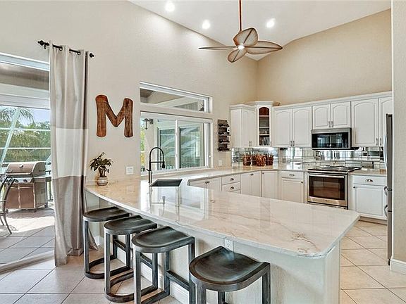 5th image of 5948 Bayview Cir S