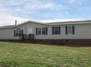 124 Pebble Creek Ln, Inman, SC 29349