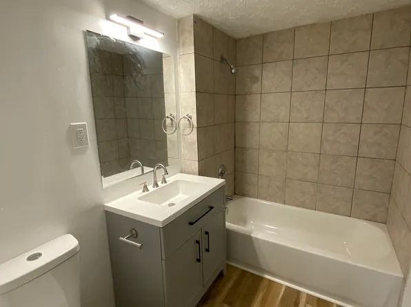 310 N 27th St, Louisville, KY 40212
