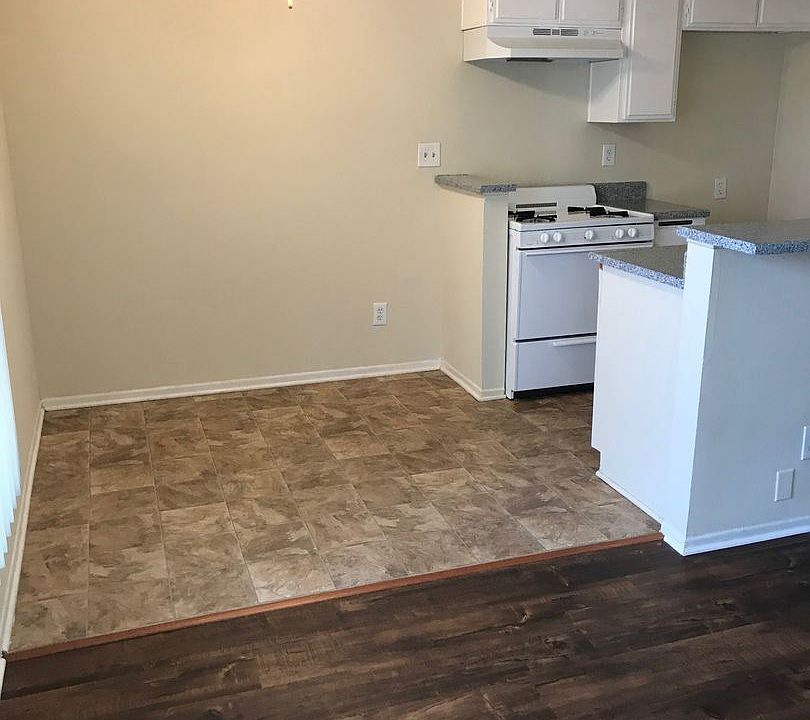 2nd image of 7523 Vassar Ave APT 202