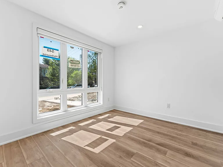 547 Melbourne Ave — Photo 8
