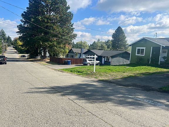 4th image of 1050 S 86th St #98444