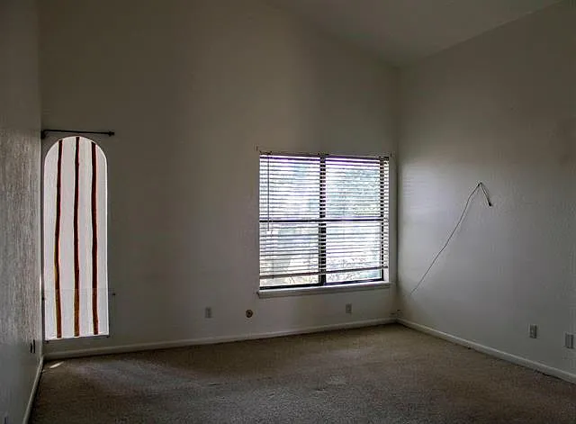 55 Brentwood Rd — Photo 6