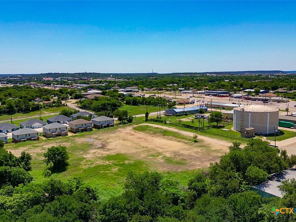 1st image of W Veterans Memorial Blvd