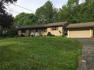 105 Steele Rd, Camillus, NY 13031