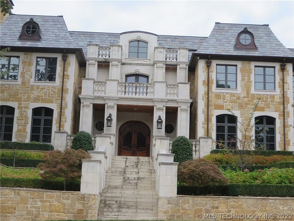2nd image of 11436 S Louisville Pl