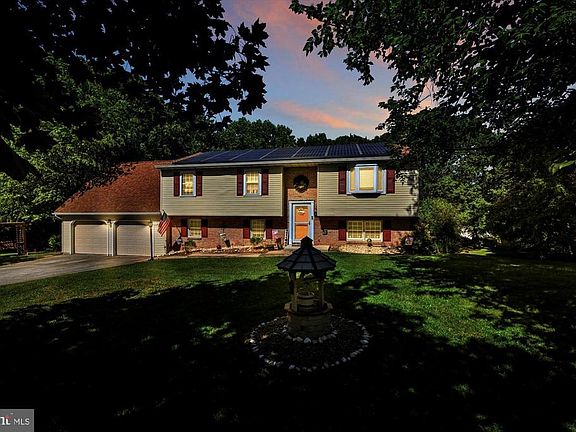 2nd image of 15 Cliffwood Dr