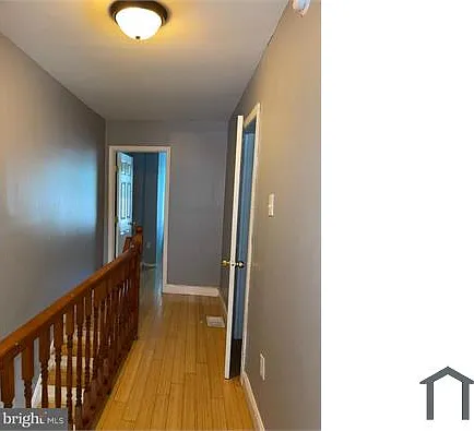 2027 Oakford St — Photo 8