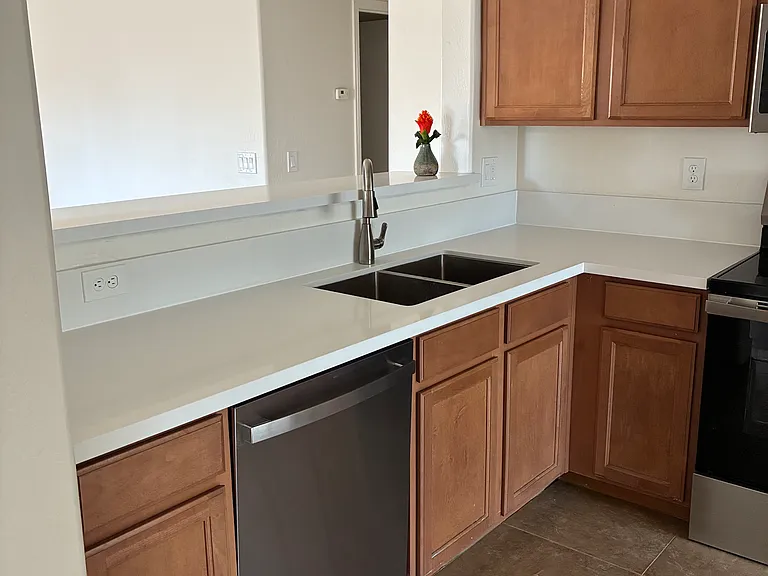 3892 S Tower Ave — Photo 12