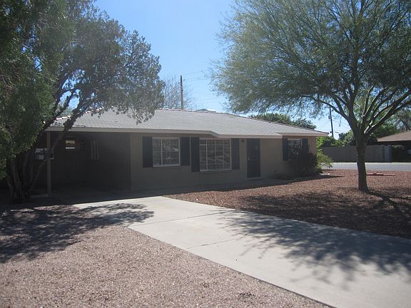 5th image of 3001 E Avalon Dr