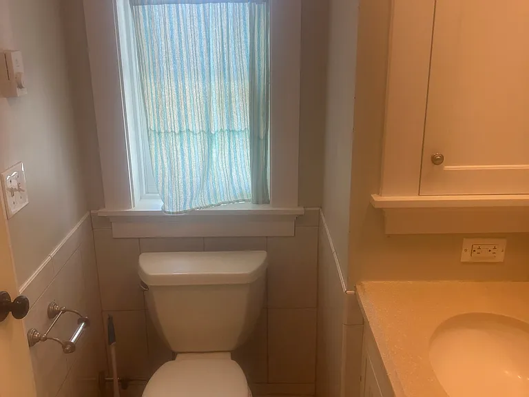 470 W Main St #3 — Photo 2