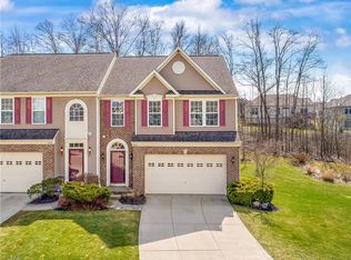 4907 Lake View Dr, Peninsula, OH 44264