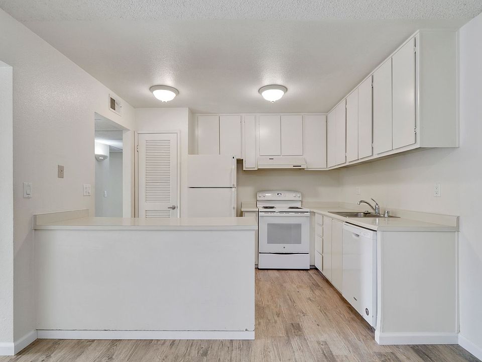 1st image of 1050 Lake Blvd #42
