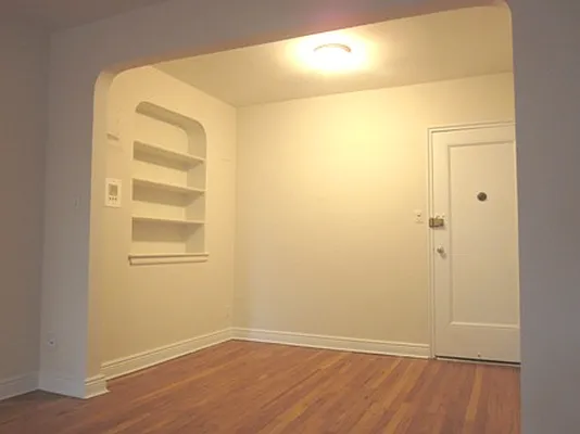 Rented by Metropolitan Equities | media 16