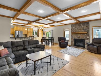 9519 Dregers Way, Verona, WI, 53593