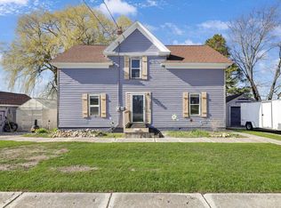 1215 Navarino St, Algoma, WI 54201