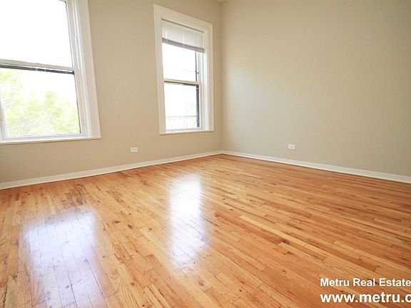 4th image of 424 W Belden Ave APT 3E