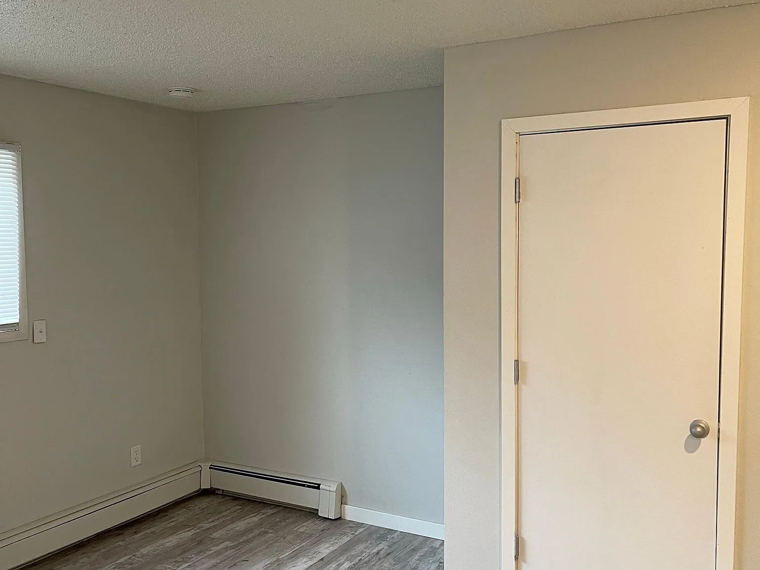 1 bed, $926 — Photo 4