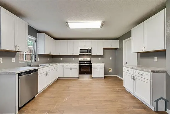 2217 White Pine Dr — Photo 9