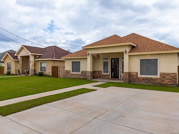 2nd image of 3048 Ariel Drive