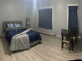 257 S 10th St, Newark, NJ 07103
