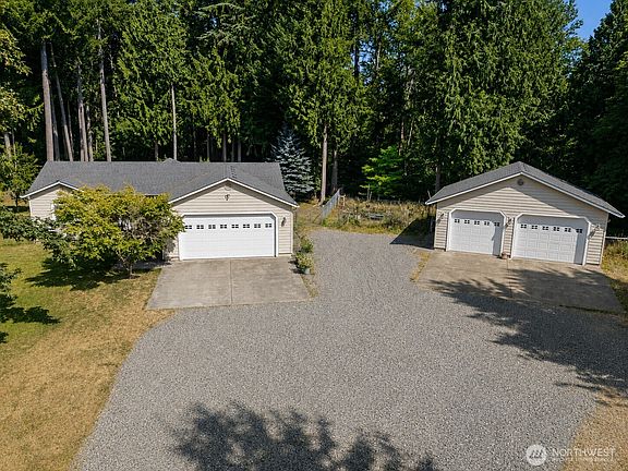 4th image of 16301 Vail Road SE