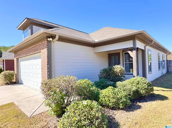 428 Marsh Cir, Calera, AL 35040