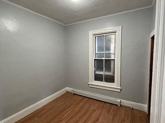 5th image of 3367 6th Ave #2R